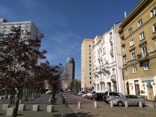 Warsaw Trade Tower, ulica Chłodna