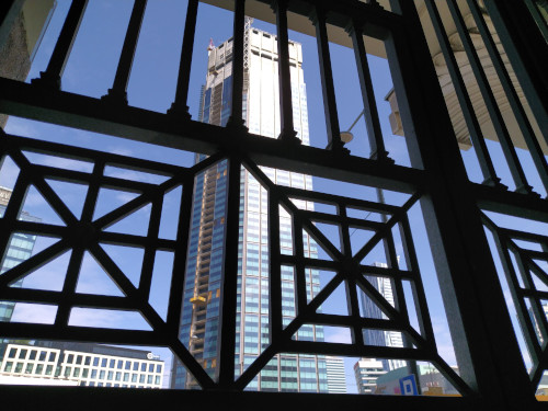 Varso Tower seen from the historic tenement gate at Jerozolimskie Avenue no 85